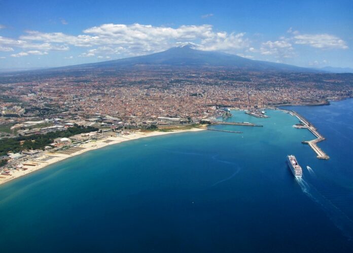 Ristoranti a Catania sul mare, Catania dall'alto, vista dall'alto, Catania