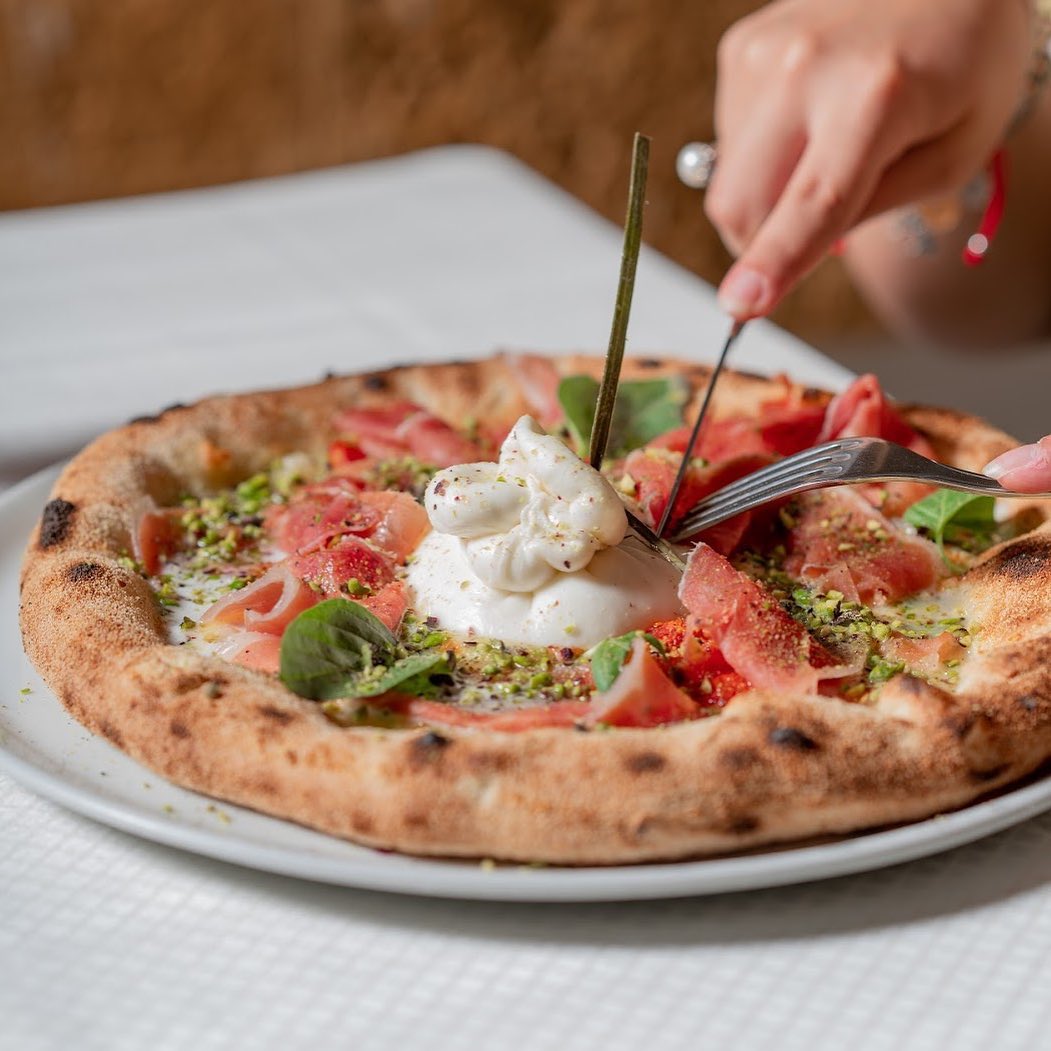 Le migliori pizzerie ad Agrigento, 7 locali consigliati, Pizzeria Kokalos, Piatto, Pizza
