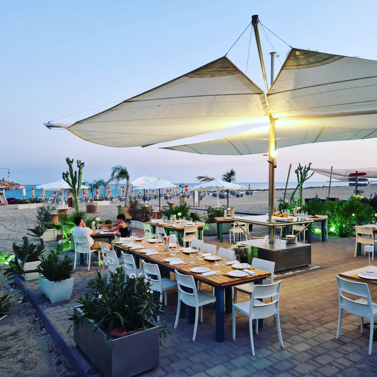 Dove mangiare a Licata, ristoranti consigliati Licata, Oasi Beach - Osteria del Mare, Esterni, Arredamento