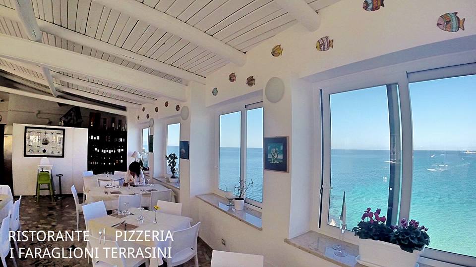 Ristoranti a Terrasini, dove mangiare a Terrasini, Terrasini, Ristorante I Faraglioni, Terrazza Panoramica, Arredamento, Ristorante sul mare