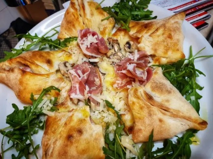 Le 6 migliori pizzerie a Giarre secondo noi di RiS, Giarre, Pizza & Beer Garage, Pizza