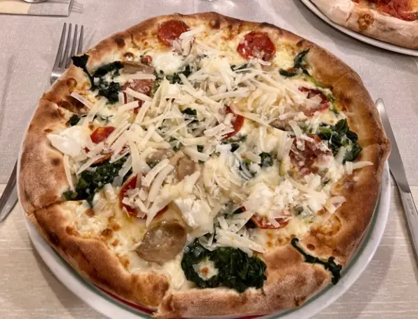 Migliori pizzerie a Gela, Pizzeria Ristorante Scavone, Pizza
