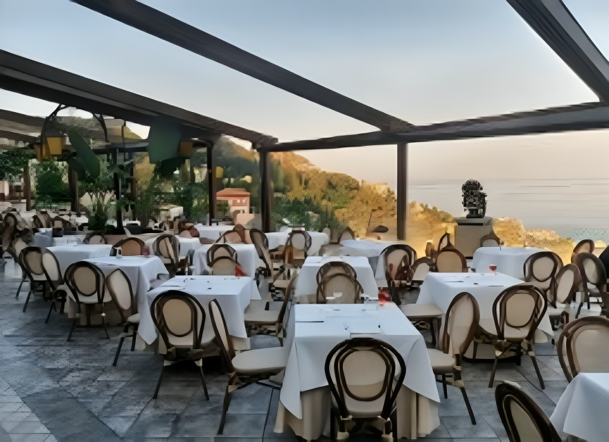 migliori ristoranti di pesce a Taormina, Taormina, Sicilia, Ristorante Granduca, Esterni Arredamento